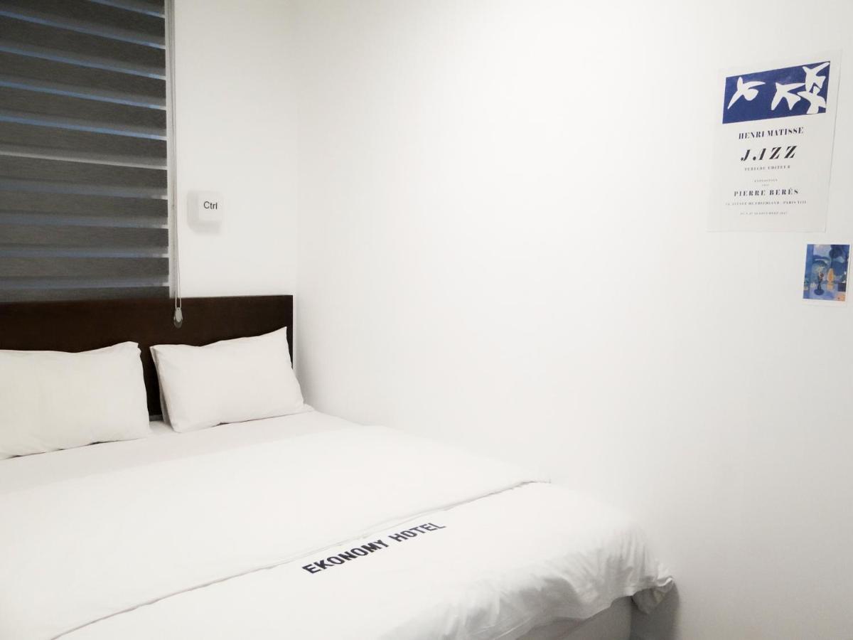 Ekonomy Haeundae Hostel Busan Eksteriør bilde
