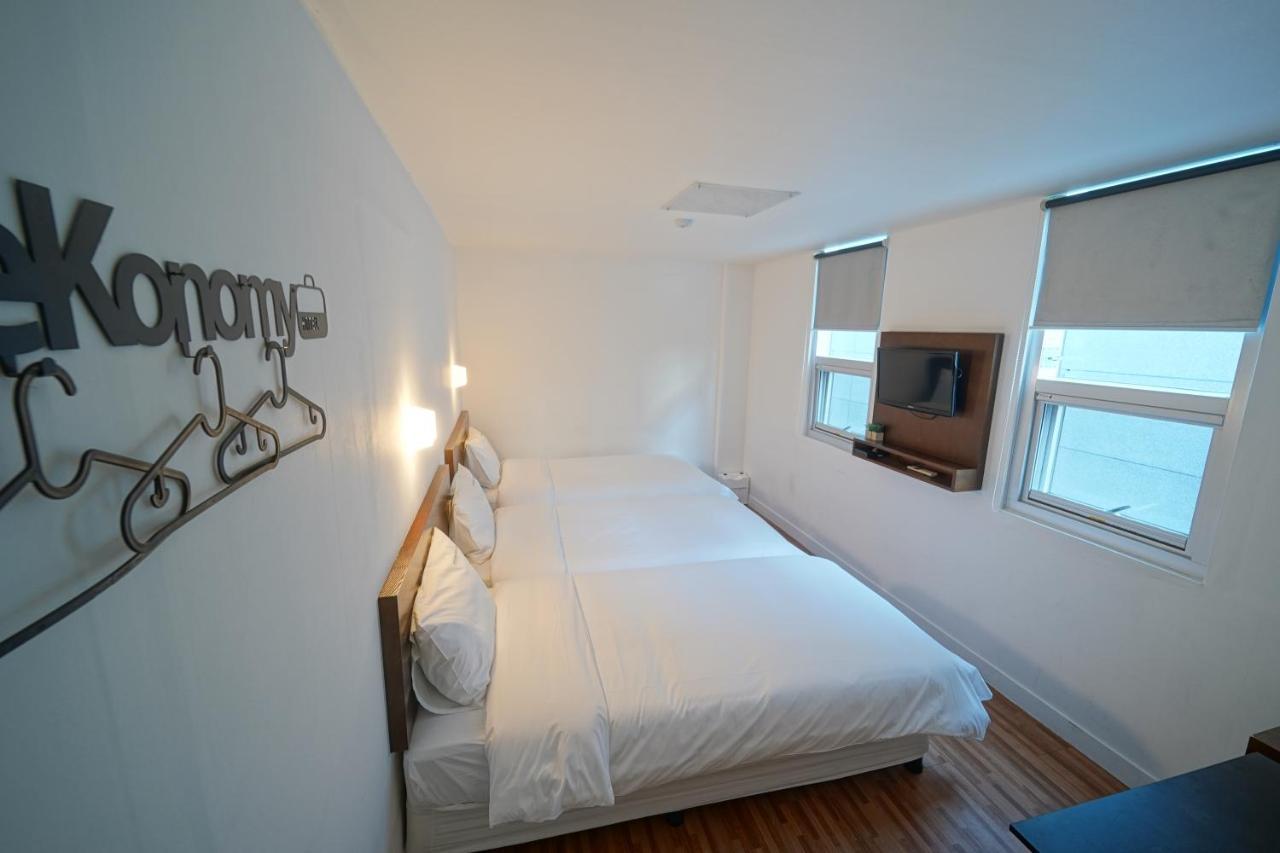 Ekonomy Haeundae Hostel Busan Eksteriør bilde