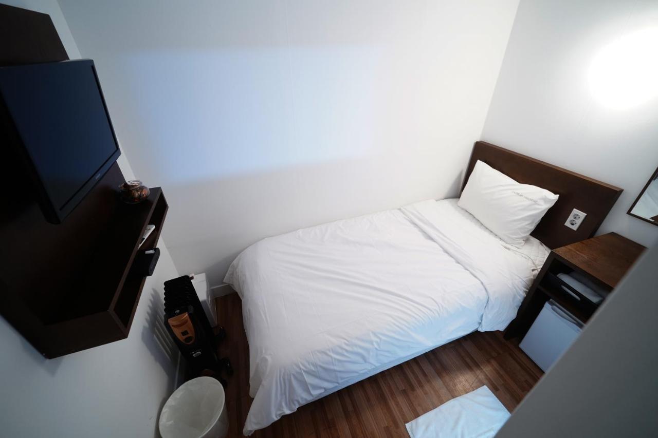 Ekonomy Haeundae Hostel Busan Eksteriør bilde